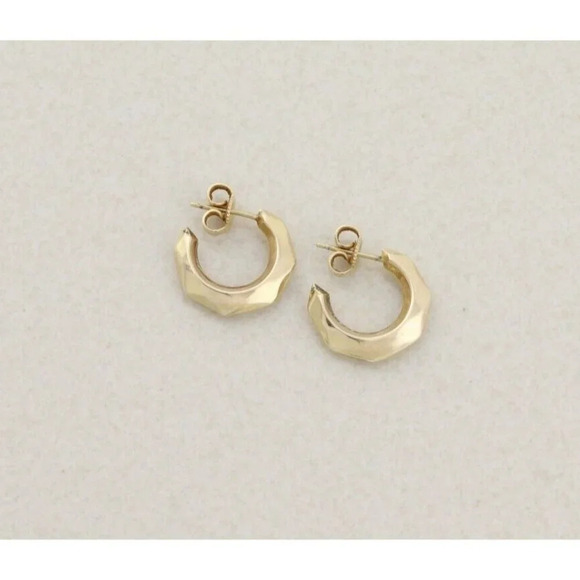 14k Yellow Gold Small Hoop Earrings 5/8" Hoops - Picture 6 of 6